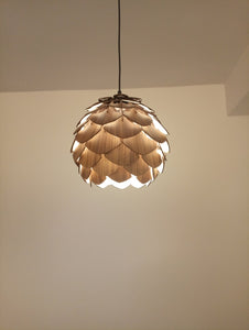 The Mini Pinecone -Valaisin